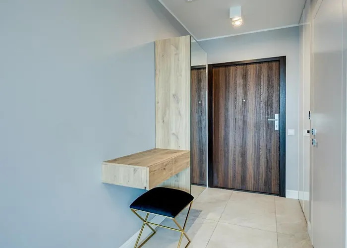 Hanza Tower Swimming Pool & 18 Floor Great View